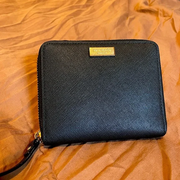 Kate Spade Spencer Zip Wallet - Picture 1 of 7
